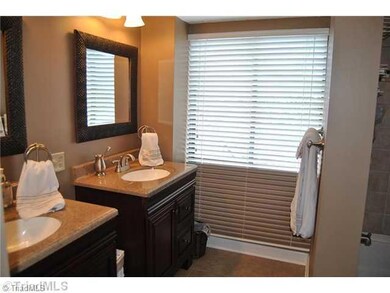 Master Bath/Spa.