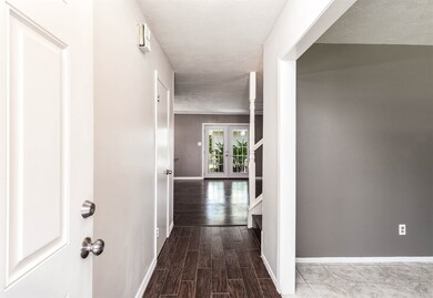 1303 Elm St, Alvin, TX 77511 - photo 5