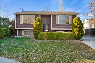 3964 W Horizon Downs Cir, Taylorsville, UT 84129 - photo 2