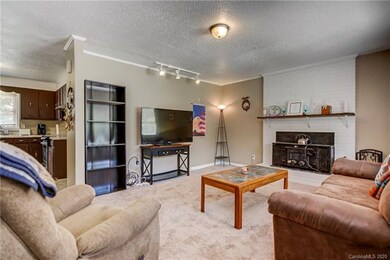 1010 Spring Dr, Gastonia, NC 28052 - photo 4