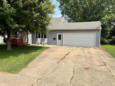 1852 Quint Ave, Carroll, IA 51401 - photo 2