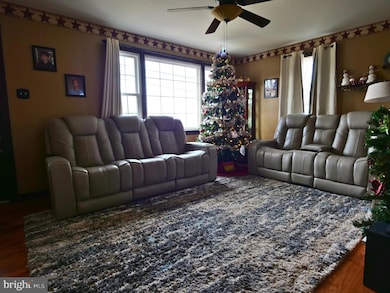 120 Harrison St, Emmaus, PA 18049 - photo 7