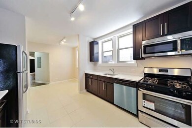 6136 N Mozart St, Chicago, IL 60659 - photo 4
