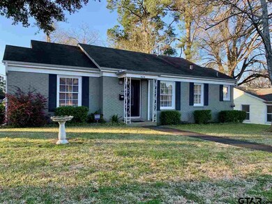 824 824 W 9th St, Tyler, TX 75701 - photo 2