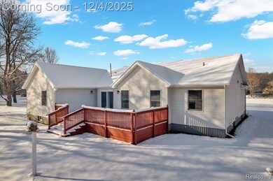 9128 N Linden Rd, Clio, MI 48420 - photo 4