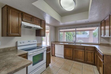 005_Kitchen