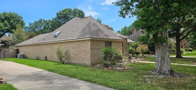 16110 Ridge Park Dr, Houston, TX 77095 - photo 2
