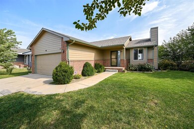 732 S Longbranch Dr, Maize, KS 67101 - photo 2