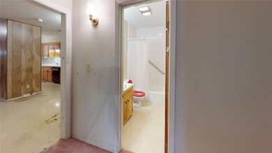 701 Circle Way, Alvin, TX 77511 - photo 4