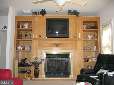 127 Honey Flower Dr, Trenton, NJ 08620 - photo 5