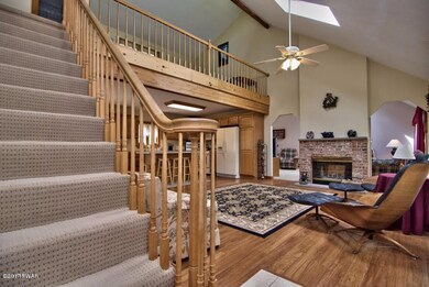 144 Underwood Ln, Hamlin, PA 18427 - photo 2