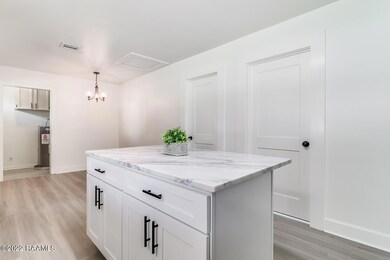 9823 W Etienne-5