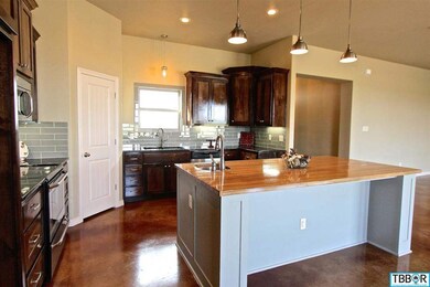 5920 Cedar Creek Rd, Temple, TX 76504 - photo 3