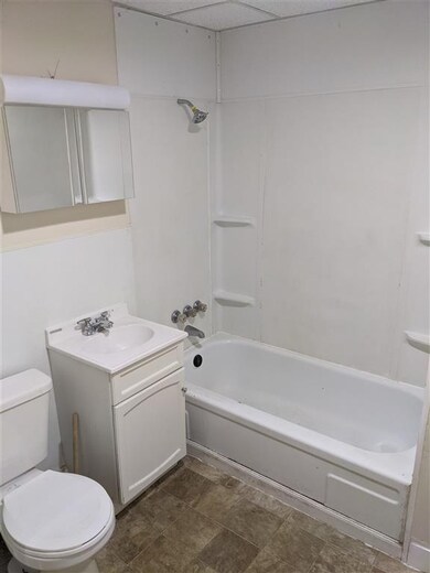 1 Green St unit 5, Claremont, NH 03743 - photo 4