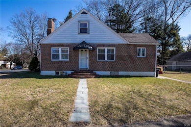 60 Pershing Blvd, Whitehall, PA 18052 - photo 2