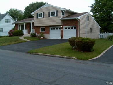 1532 Laurel Ln, Macungie, PA 18062 - photo 2