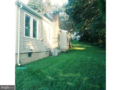 918 Upland Ave, Reading, PA 19607 - photo 7