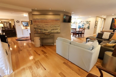 124 Winthrop Rd unit 3, Brookline, MA 02445 - photo 5