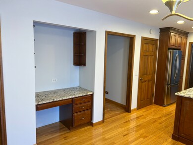 2624 Midland Dr, Naperville, IL 60564 - photo 6