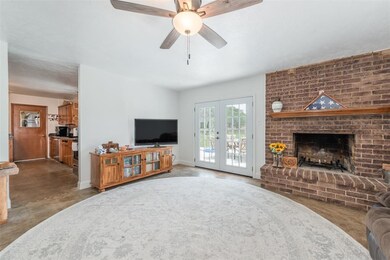 6813 Anns Ln, Weatherford, TX 76085 - photo 6