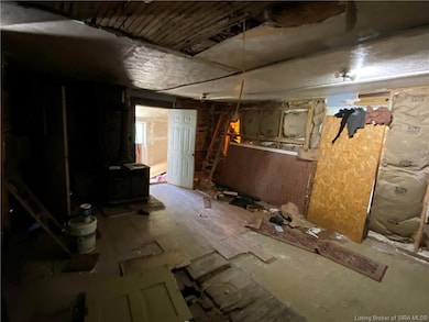 918 W Main St, New Albany, IN 47150 - photo 7