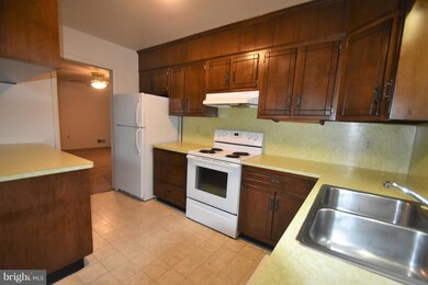 228 Glade Blvd, Walkersville, MD 21793 - photo 7