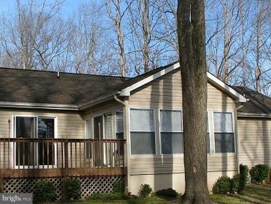 123 Tall Pines Ave, Locust Grove, VA 22508 - photo 2