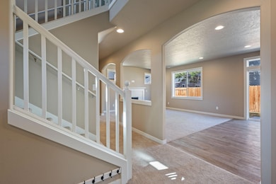 28-web-or-mls-683-N-Willitts-St-Sisters-