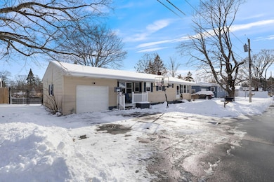 3 Labonte Ave E, Saco, ME 04072 - photo 2