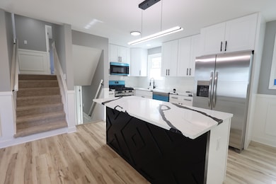 4401 Adele Ln, Oak Forest, IL 60452 - photo 7