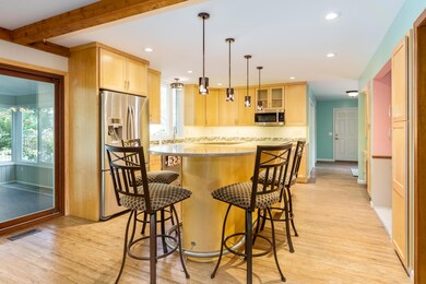 Applelane_Circle_3017_Kalamazoo_49008-9