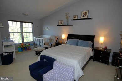 25258 Lyon Terrace, Chantilly, VA 20152 - photo 4