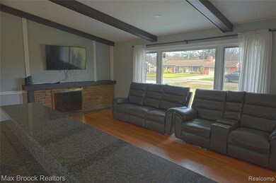 23645 W Newell Cir, Farmington Hills, MI 48336 - photo 4