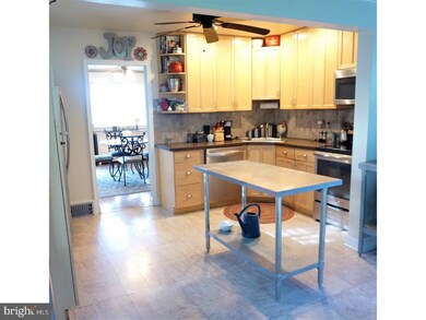 44 Fahnestock Rd, Malvern, PA 19355 - photo 4