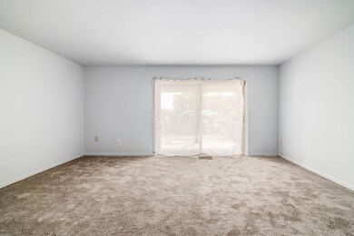 Welcome to 892 Chatham Lane #Y!