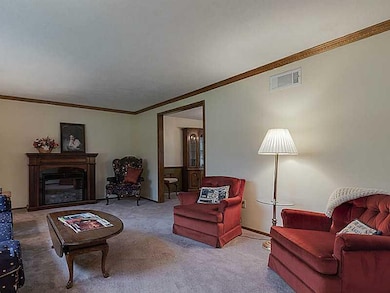 Living Room. New neutral carpeting in LR