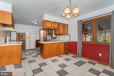 104 Fosselman Ln, Newport, PA 17074 - photo 7