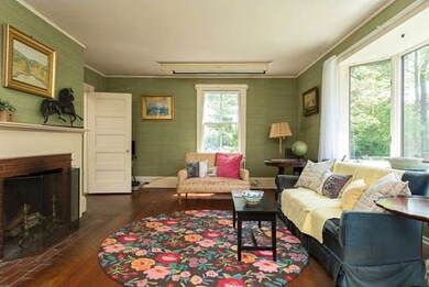 108 Greenwood Ln, Waltham, MA 02451 - photo 5