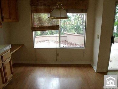 eating area off kitchen