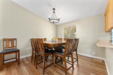 5558 Leslie Ave, Rosamond, CA 93560 - photo 7