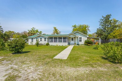 212 NW Avenue C, Carrabelle, FL 32322 - photo 2
