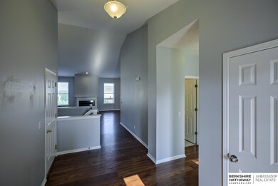 2312 Quartz Dr, Papillion, NE 68046 - photo 4