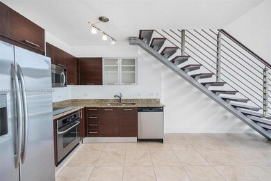 Brickell On The River unit 1704, Miami, FL 33131 - photo 2