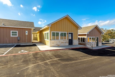 705 Fifth St unit B, Comfort, TX 78013 - photo 7