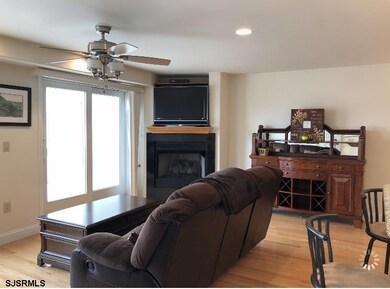 212 N Adams Ave unit 5, Margate City, NJ 08402 - photo 3
