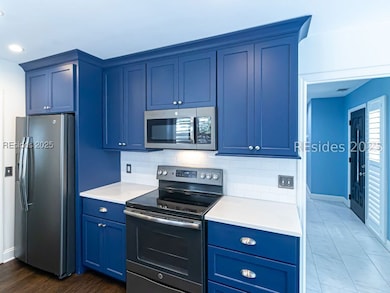 8 Chickadee Rd, Hilton Head Island, SC 29926 - photo 4