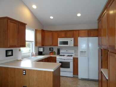 1055 64th St SW, Byron Center, MI 49315 - photo 4