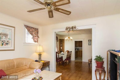 3015 Fleetwood Ave, Baltimore, MD 21214 - photo 6