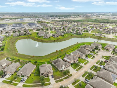 2810 Cumberland Dr, La Marque, TX 77568 - photo 4