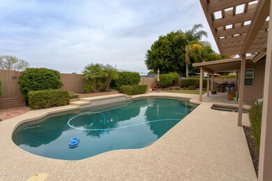 Beautiful Pool & Spa!